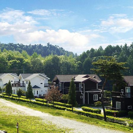 Resort Feliz Pyeongchang Eksteriør bilde